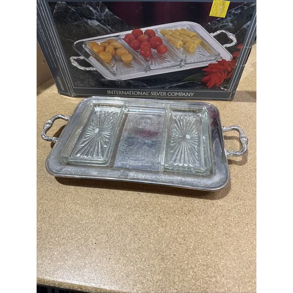 International Silver Serving Tray w/ 2 Glass Inserts NOS Incomplete Set - Picture 1 of 9